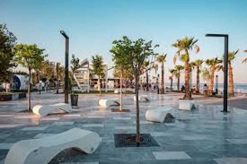 Custom Outdoor Seating – Public Space Project